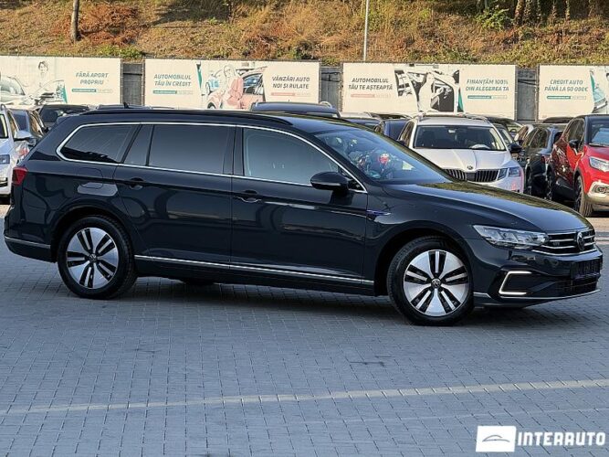 Volkswagen Passat GTE 2021 doar la InterAuto