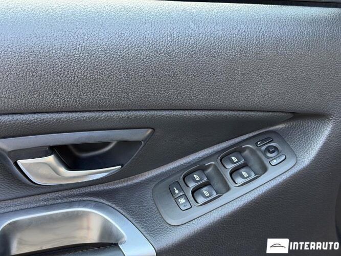 Volvo XC 90 45 volvo XC 90 2012