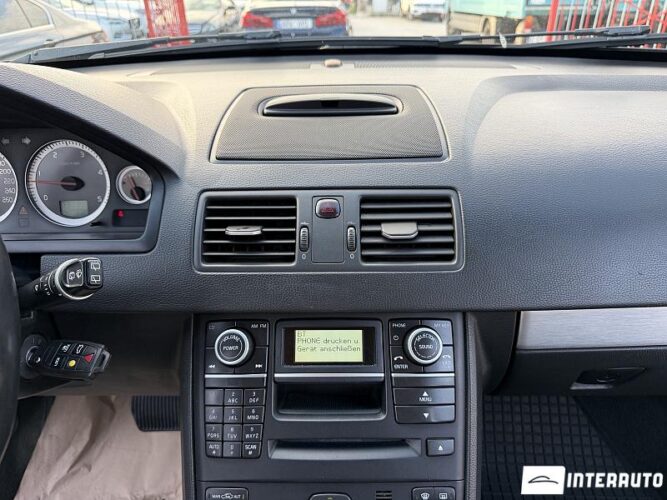 Volvo XC 90 42 volvo XC 90 2012