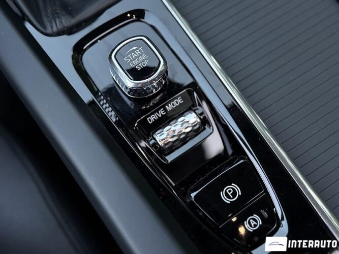 volvo XC 60 2019