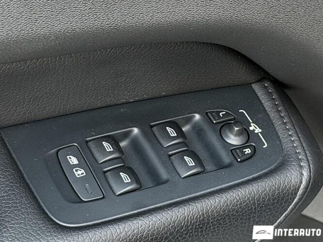 volvo XC 60 2019