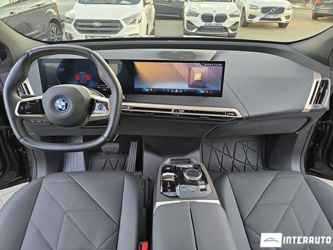 BMW iX xDrive50 46 bmw iX xDrive50 2024
