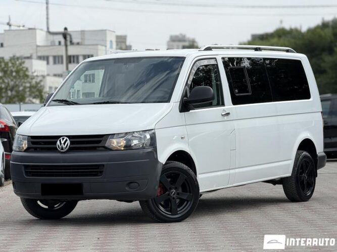 Volkswagen Transporter 2012 doar la InterAuto