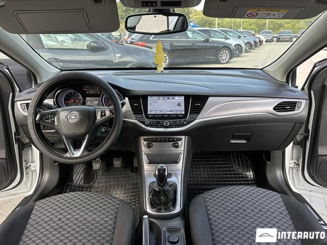 opel Astra 2017
