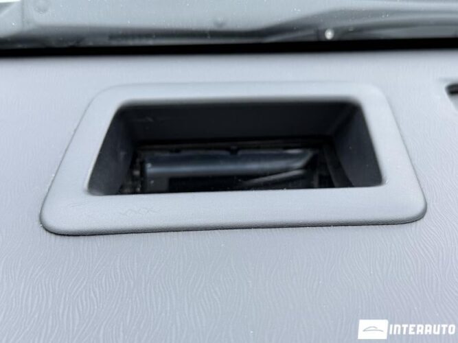 toyota Prius Plus / V 2013