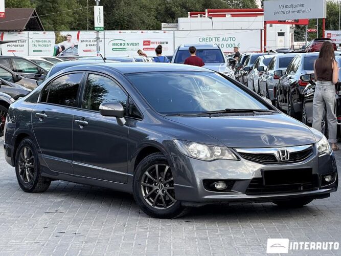 Honda Civic 2009 doar la InterAuto