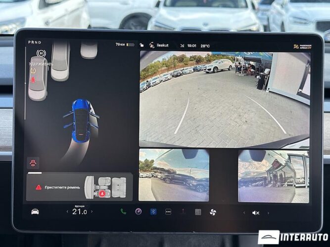 tesla Model Y 2021