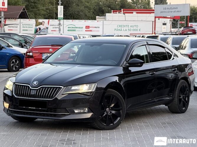 Skoda Superb 2018 doar la InterAuto