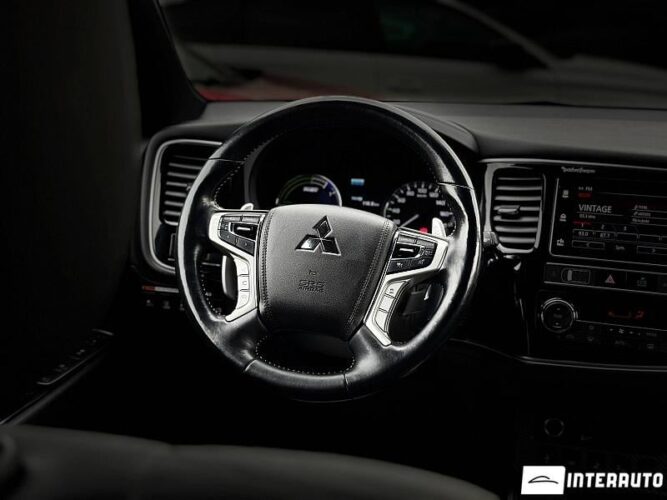 Mitsubishi Outlander 42 mitsubishi Outlander 2018