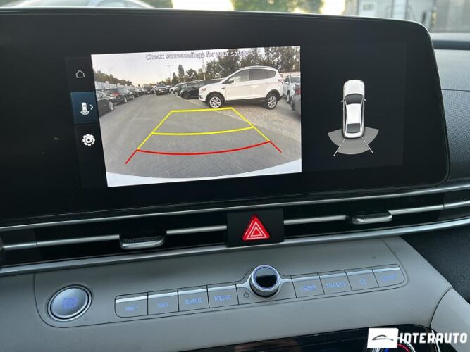 hyundai Elantra 2022