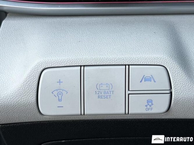 hyundai Elantra 2022