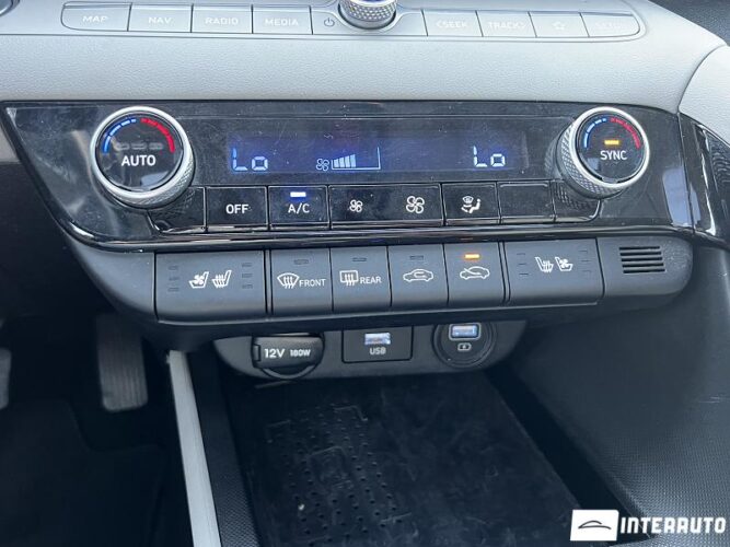 hyundai Elantra 2022