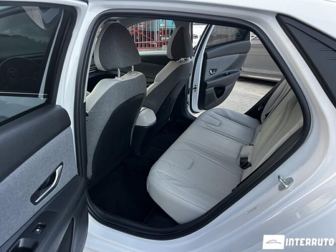 hyundai Elantra 2022