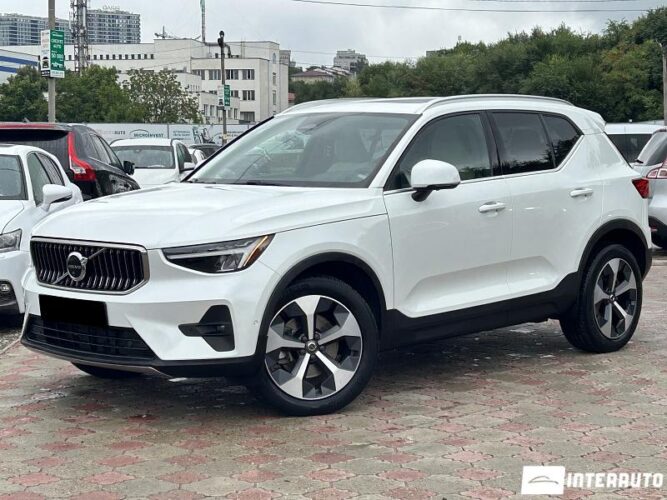 Volvo XC 40 2023 doar la InterAuto