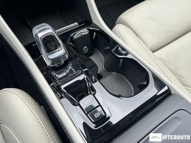 Volvo XC 40 54 volvo XC 40 2023