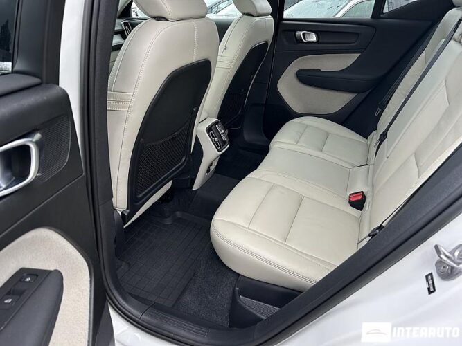 Volvo XC 40 57 volvo XC 40 2023