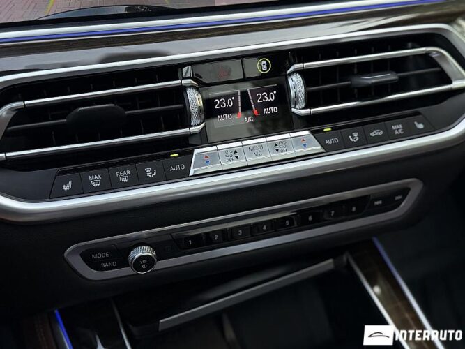 BMW X5 4.0i 47 bmw X5 4.0i 2019