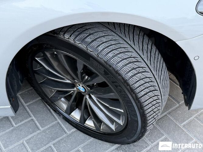 BMW 530e 34 bmw 530e 2018