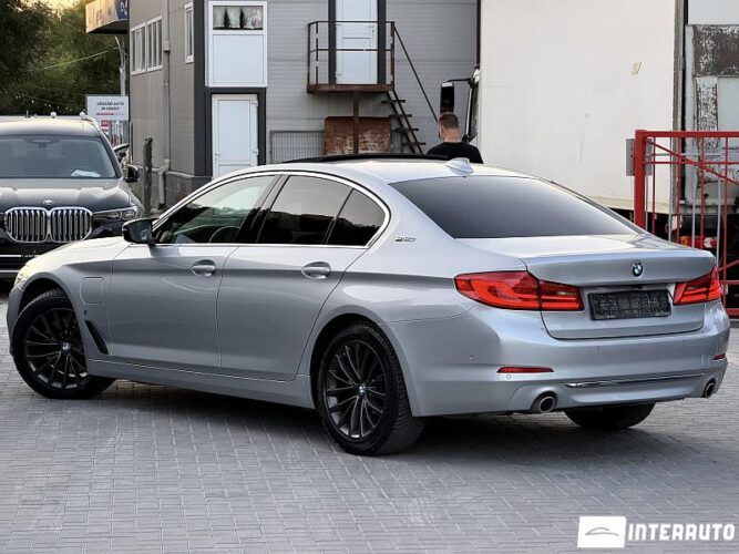 BMW 530e 31 bmw 530e 2018