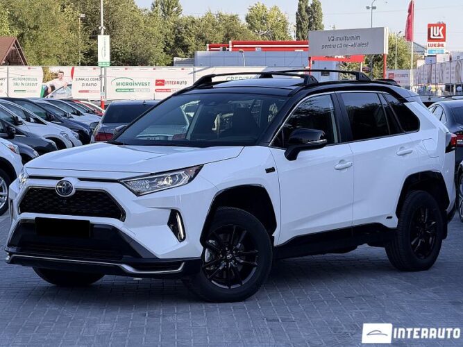 Toyota Rav-4 2021 doar la InterAuto