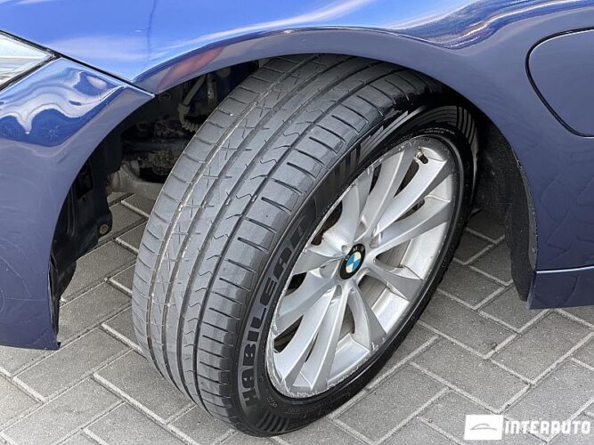 bmw 330E 2018