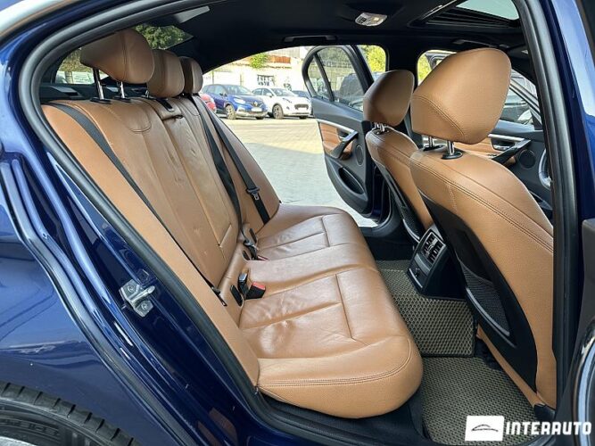 bmw 330E 2018