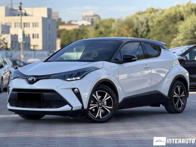 Toyota C-HR 2021 doar la InterAuto