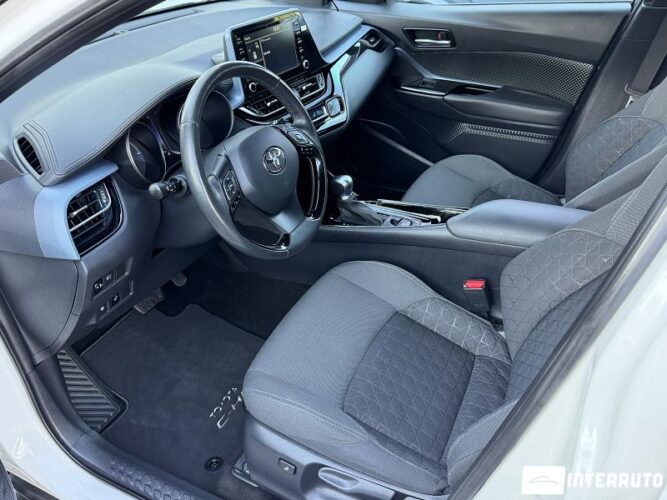 toyota C-HR 2021