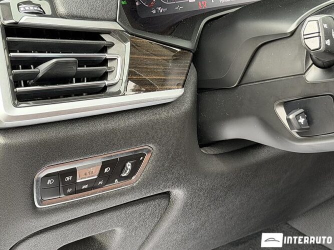 BMW X7 4.0i 49 bmw X7 4.0i 2020