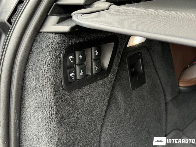 BMW X7 4.0i 54 bmw X7 4.0i 2020