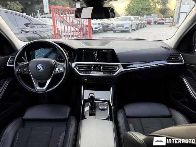 bmw 330E 2022