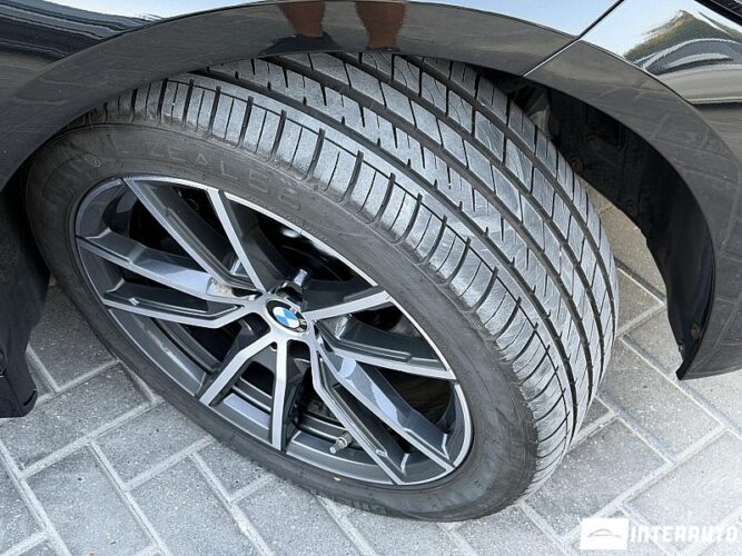 bmw 330E 2022