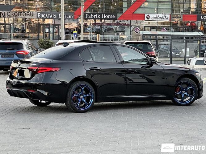 alfa romeo Giulia 2021