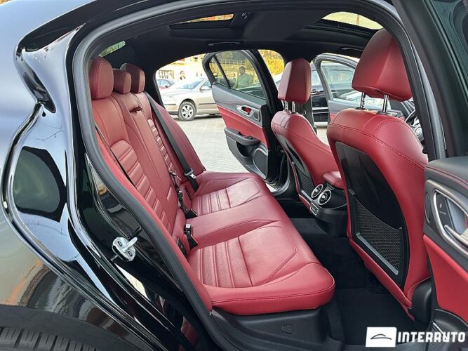 alfa romeo Giulia 2021