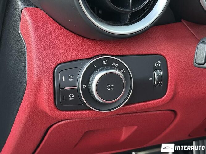 alfa romeo Giulia 2021