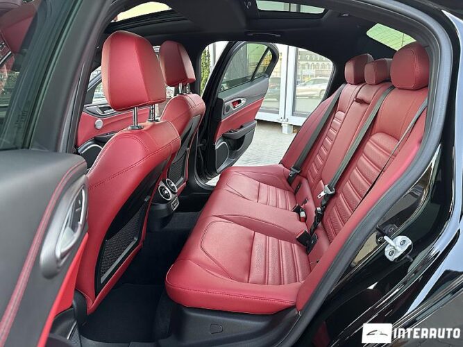 alfa romeo Giulia 2021