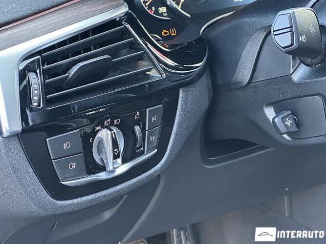 BMW 520 51 bmw 520 2017