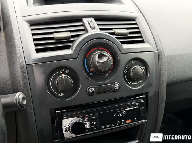Renault Megane 30 renault Megane 2004
