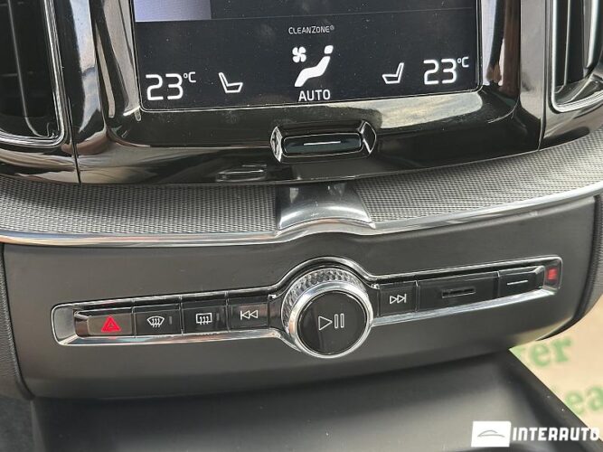 volvo XC 60 2018