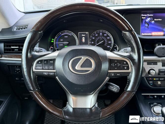 Lexus ES 300h 39 lexus ES 300h 2017