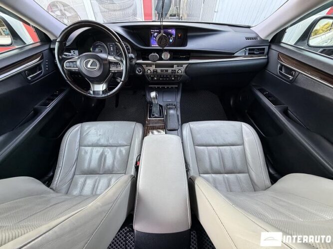 Lexus ES 300h 38 lexus ES 300h 2017