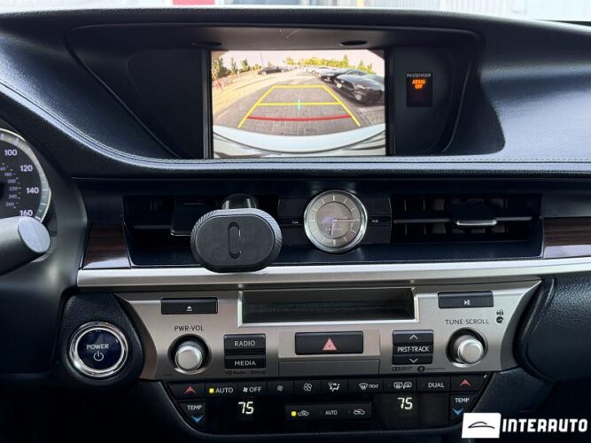 Lexus ES 300h 41 lexus ES 300h 2017