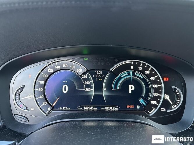 BMW 530e 38 bmw 530e 2019