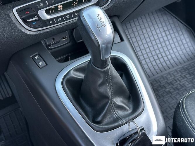 renault Grand Scenic 2015