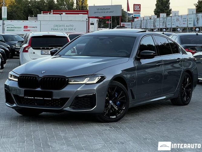 BMW 530e 2023 doar la InterAuto