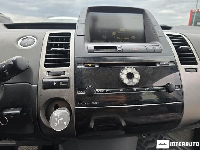 toyota Prius 2004