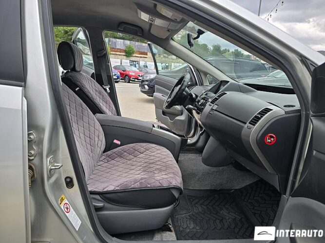 toyota Prius 2004
