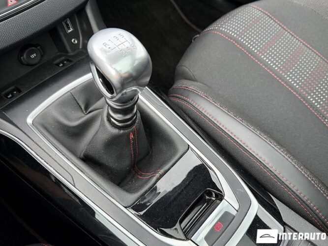 peugeot 308 2016