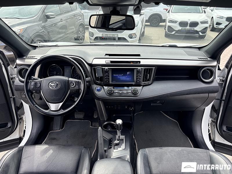 Toyota Rav-4