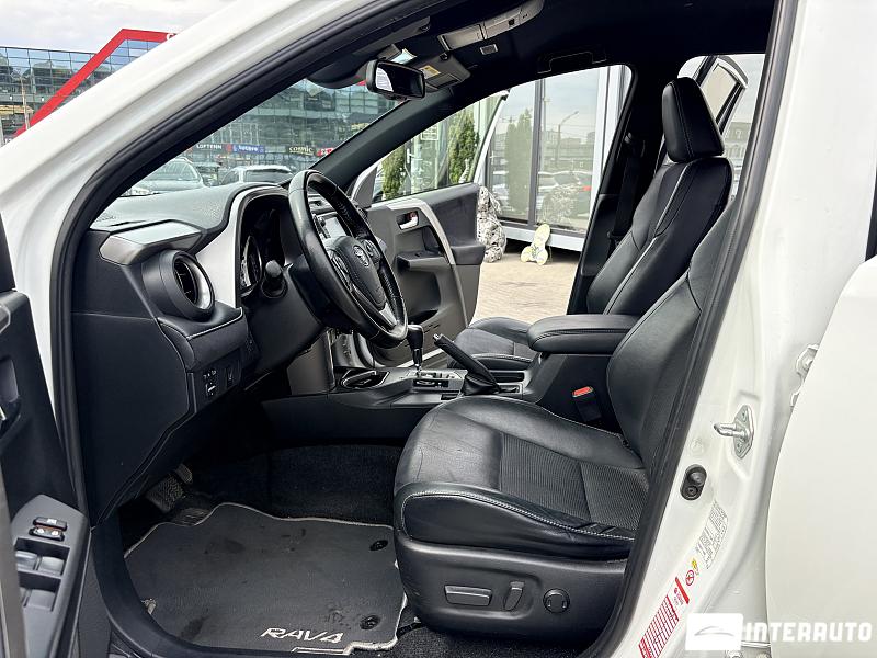 Toyota Rav-4